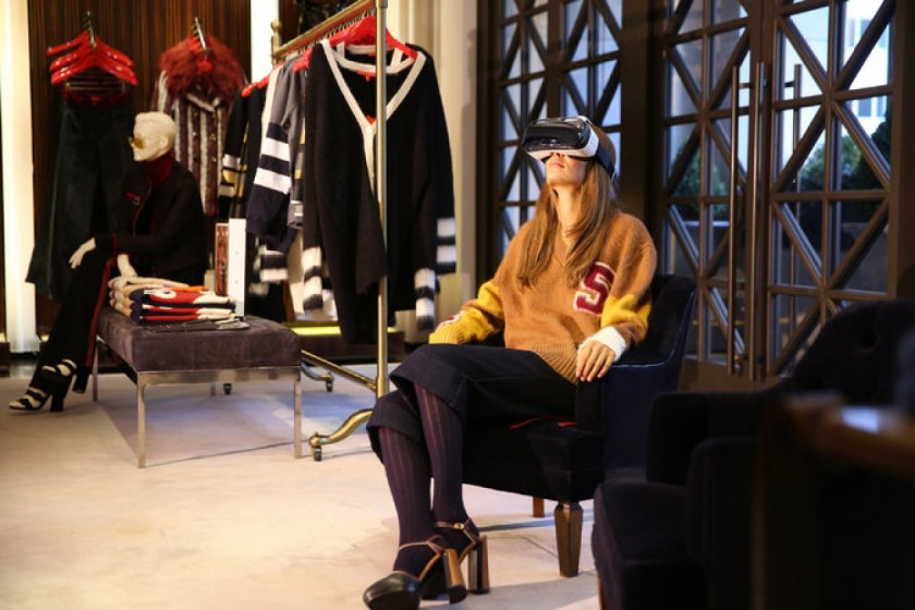 http-::www.bandt.com.au:media:tommy-hilfiger-introduces-in-store-virtual-reality-experience